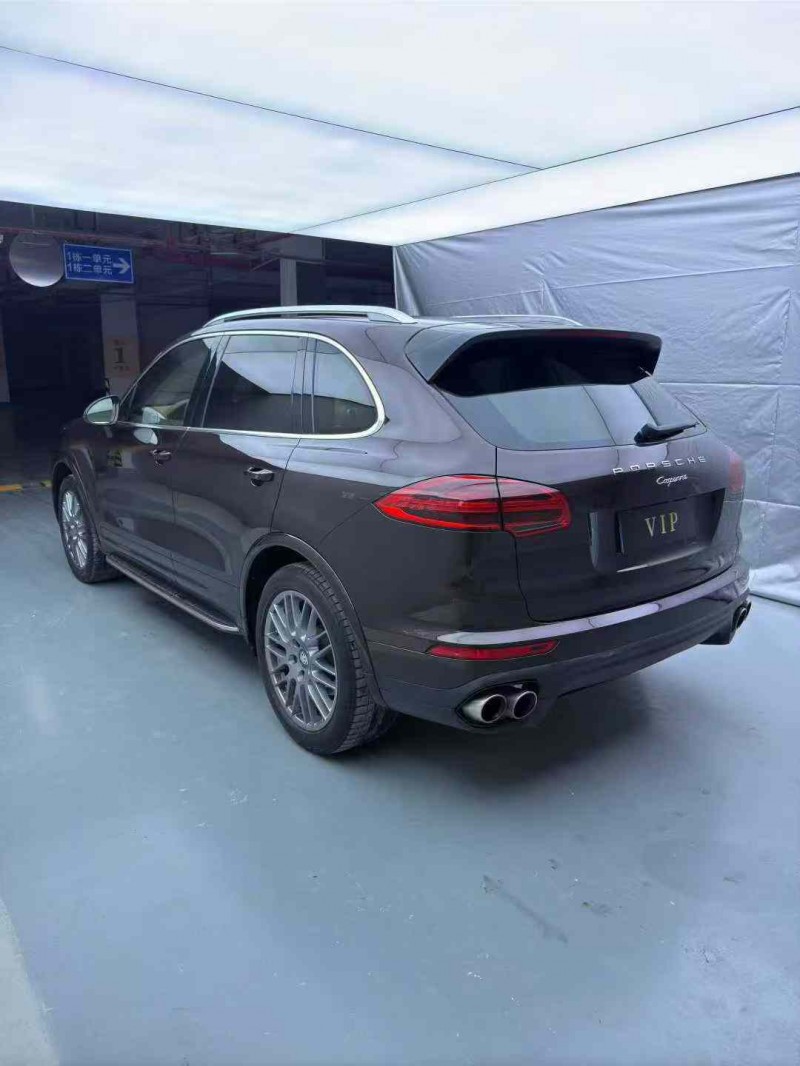 佛山15年保时捷卡宴7