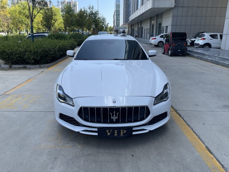 济宁14年玛莎拉蒂总裁1