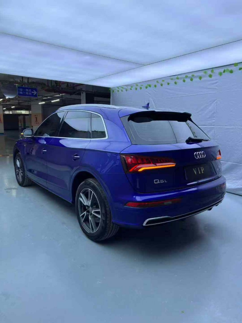 佛山18年奥迪Q58