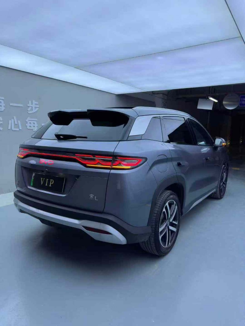 惠州25年比亚迪宋9