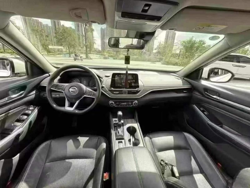 东莞21年日产天籁6