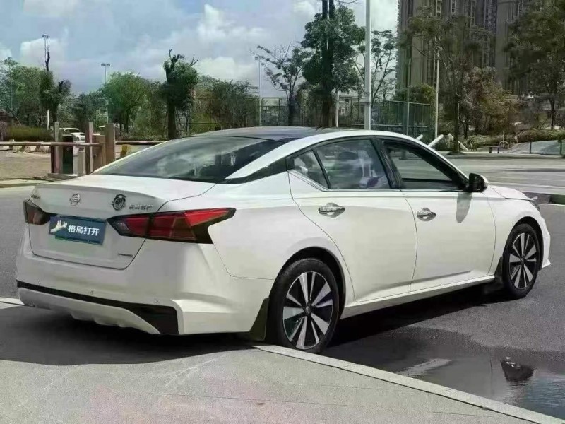 东莞21年日产天籁7
