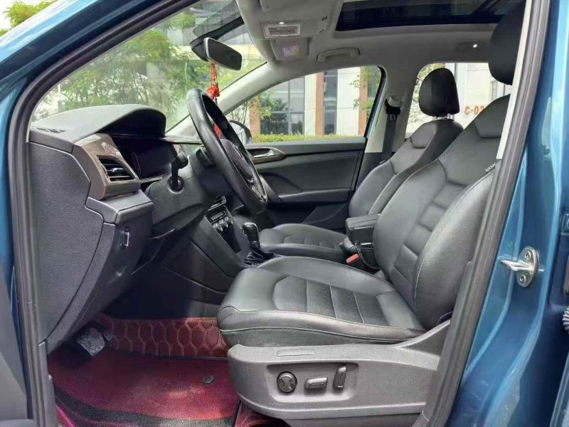 广州19年大众途岳5