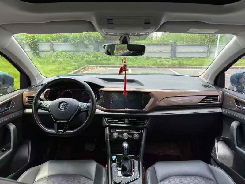 广州19年大众途岳6