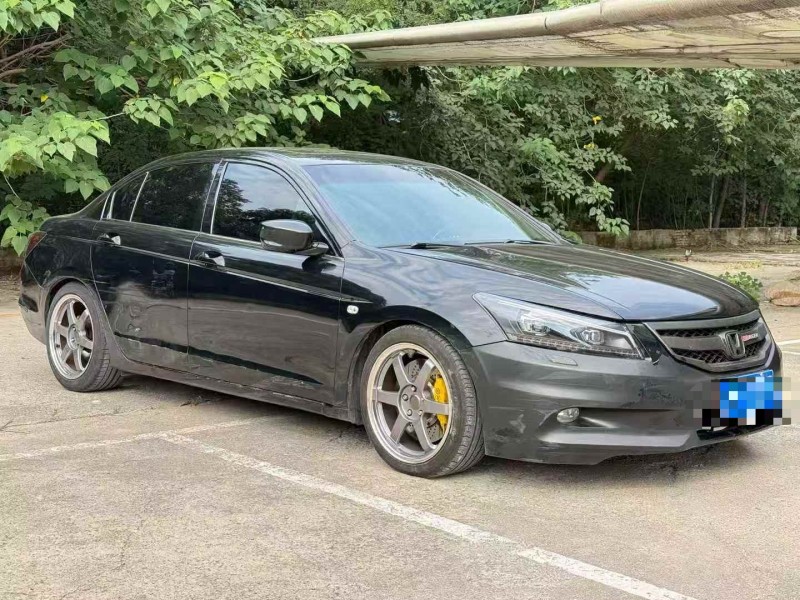 沧州12年本田雅阁2