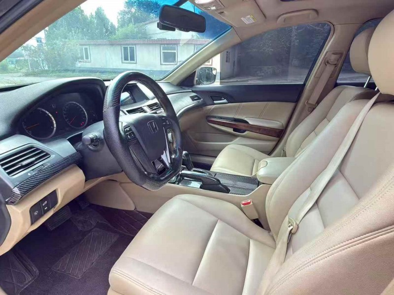 沧州12年本田雅阁4