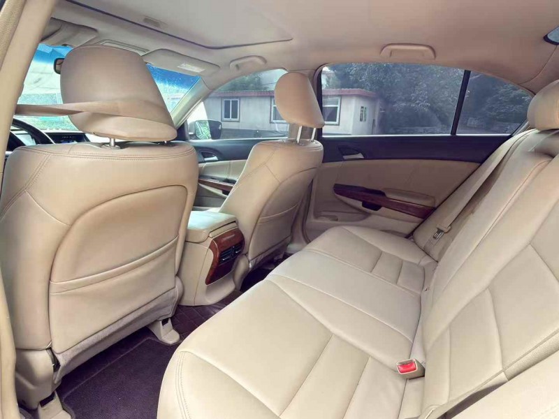 沧州12年本田雅阁5