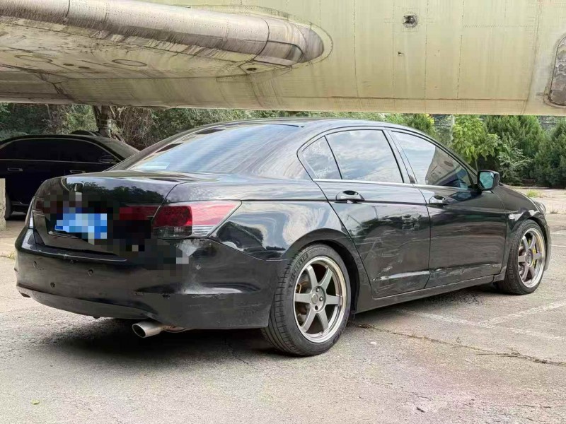 沧州12年本田雅阁7