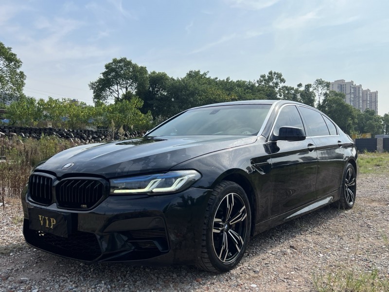 娄底11年宝马5系5