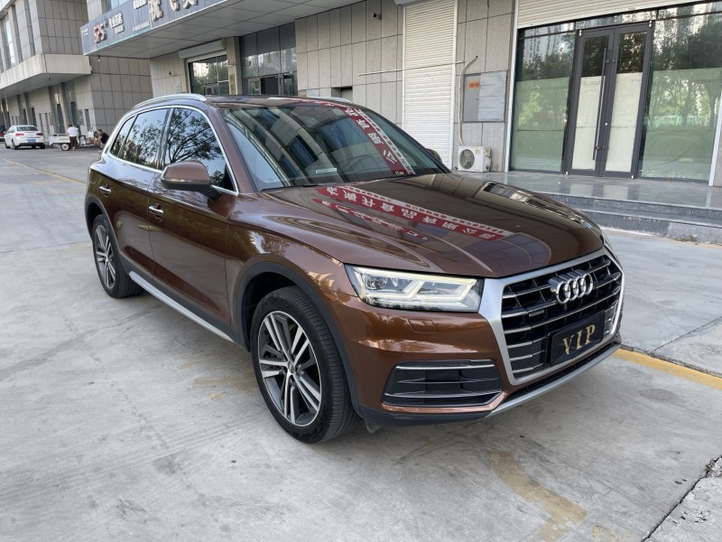 济宁19年奥迪Q52