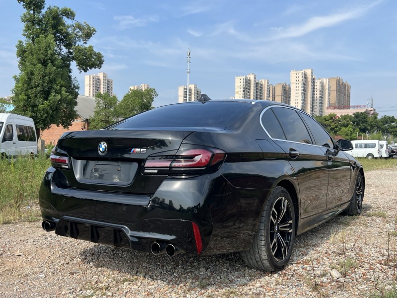 娄底11年宝马5系8