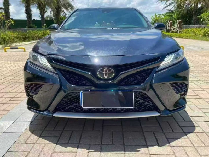 海口19年丰田凯美瑞1