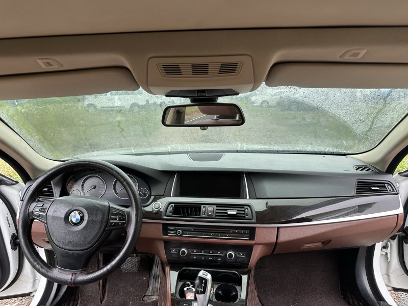 娄底15年宝马5系3