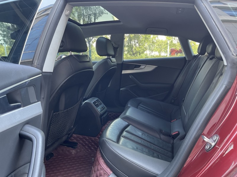 济宁17年奥迪A56