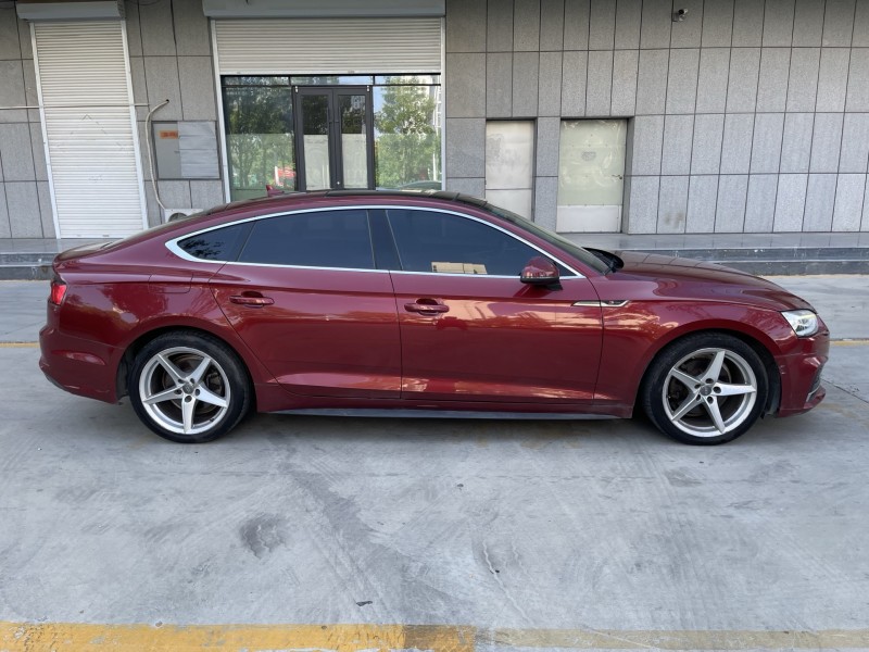 济宁17年奥迪A58