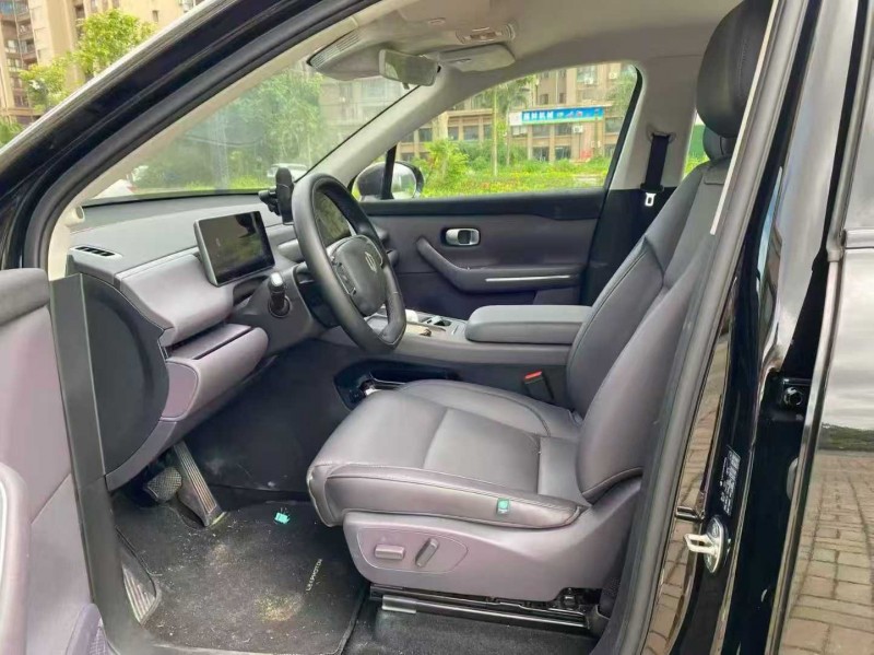 海口24年零跑汽车C104