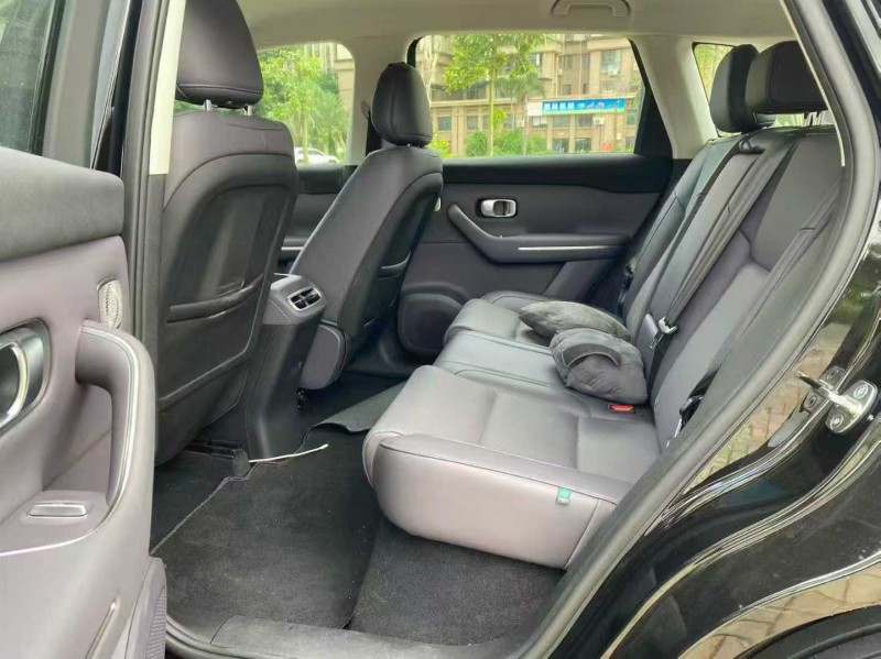 海口24年零跑汽车C105