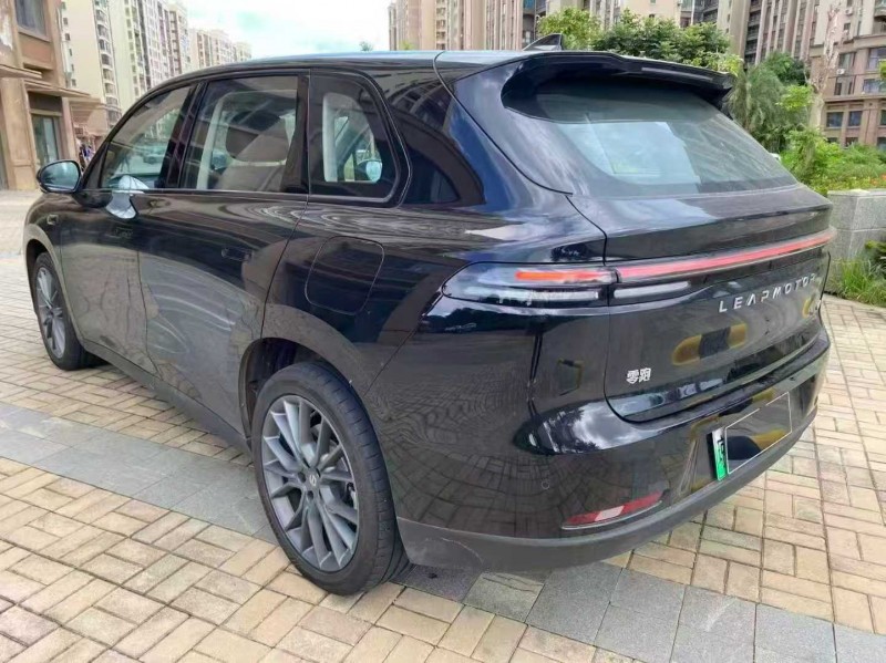 海口24年零跑汽车C109