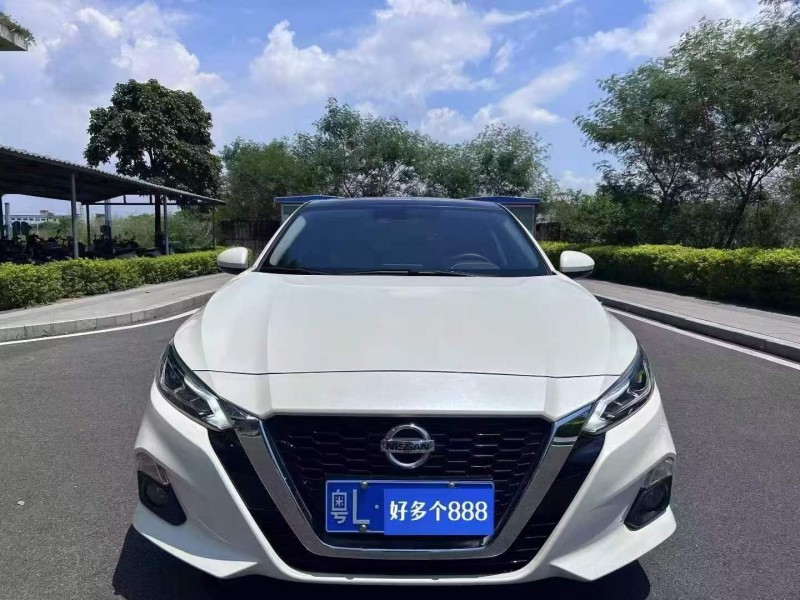 东莞23年日产天籁1