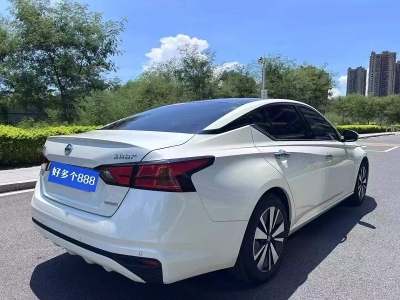 东莞23年日产天籁8