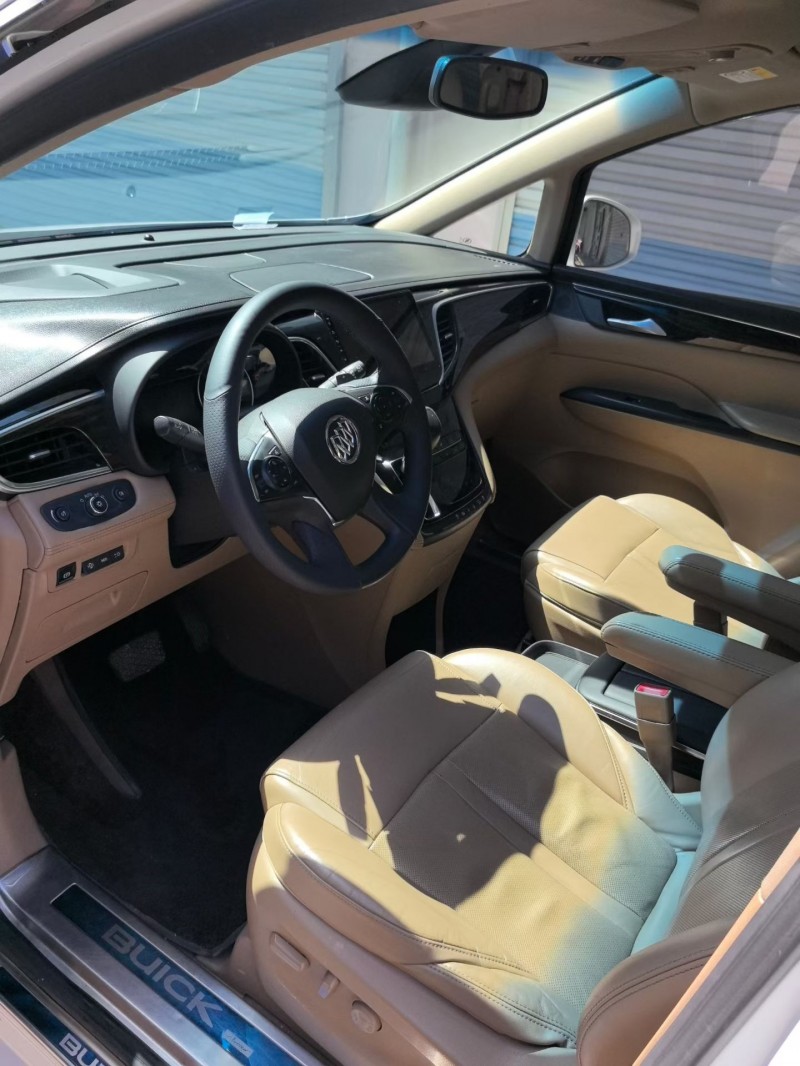 青岛16年别克GL84