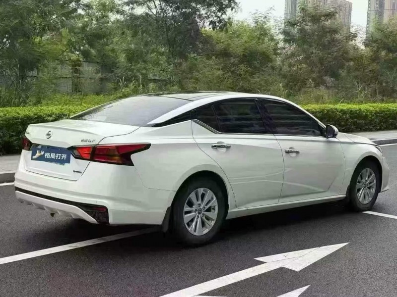 东莞20年日产天籁8