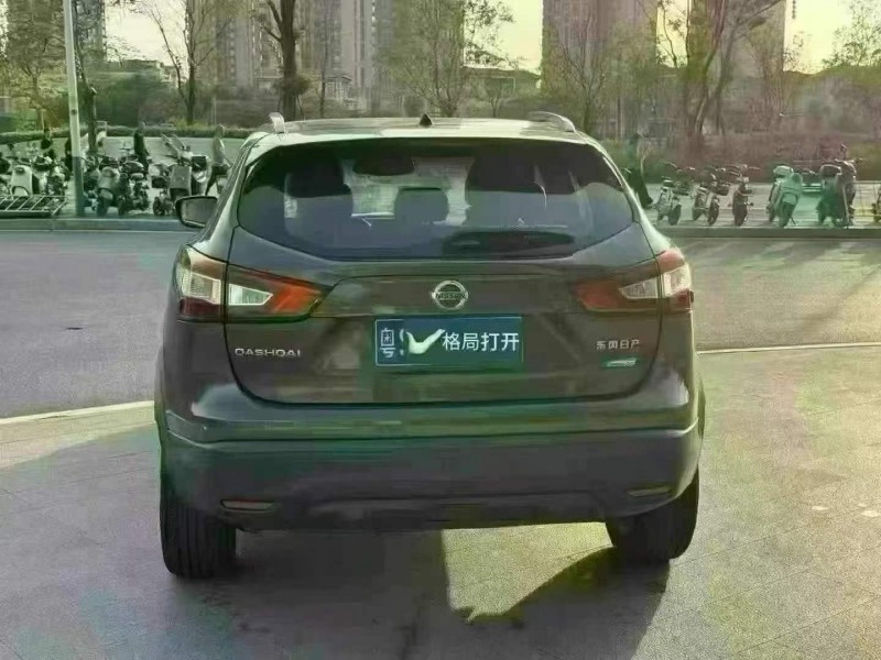 东莞18年日产逍客9