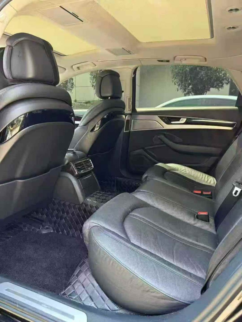 襄阳15年奥迪A8L5