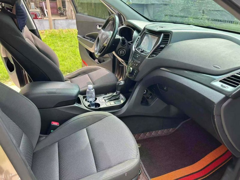 襄阳15年现代新胜达6