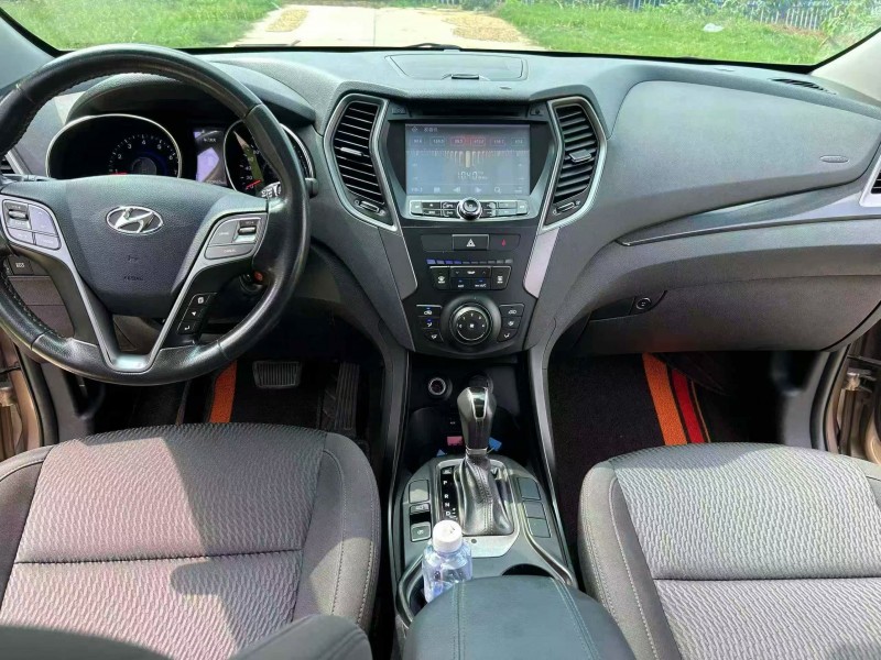 襄阳15年现代新胜达8