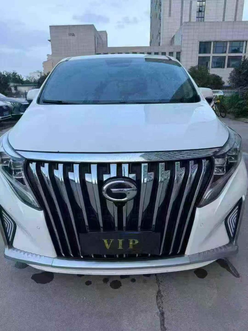 襄阳21年传祺M81