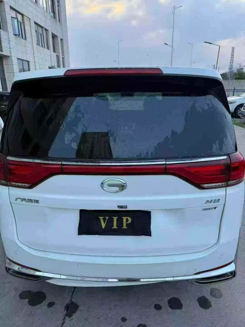 襄阳21年传祺M88