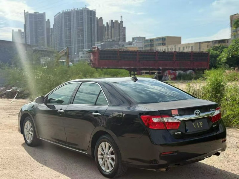 茂名13年丰田凯美瑞2