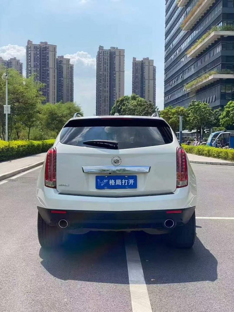 东莞16年凯迪拉克SRX9