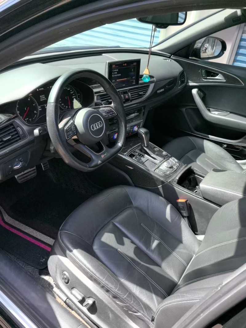 青岛18年奥迪A6L4