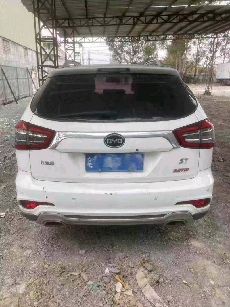 深圳17年比亚迪S79