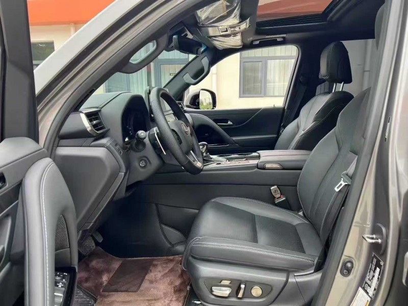 唐山24年雷克萨斯LX7