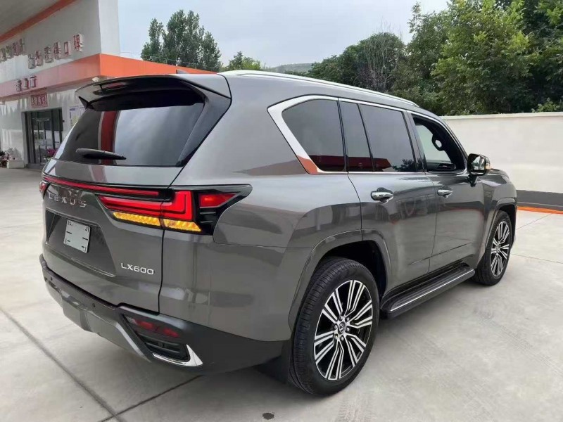 唐山24年雷克萨斯LX8