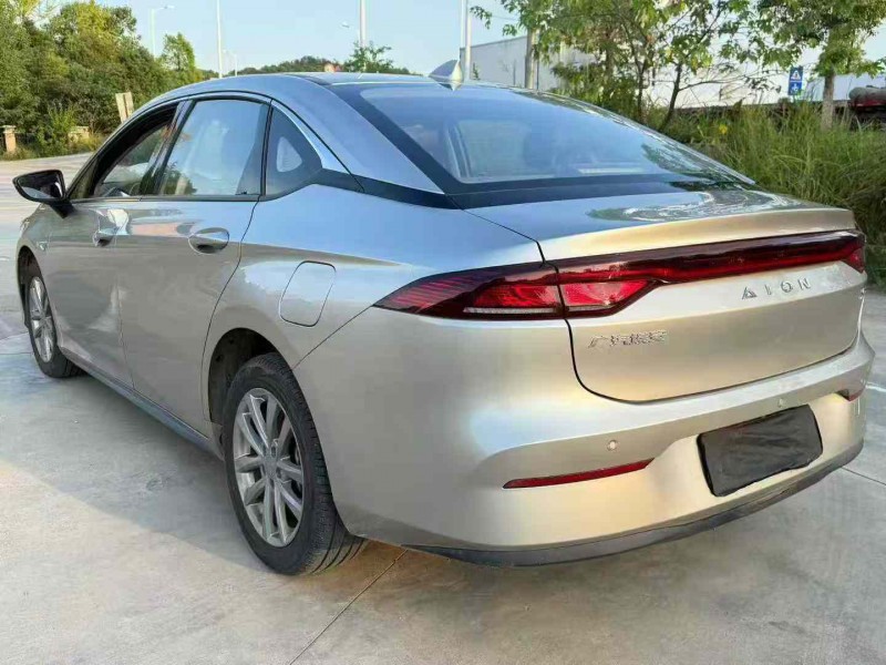 常德24年传祺埃安S7