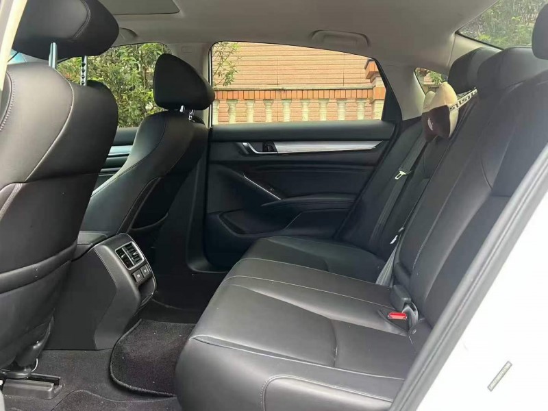 东莞23年本田雅阁6