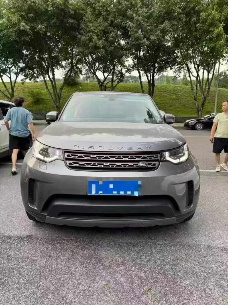 重庆20年路虎发现1