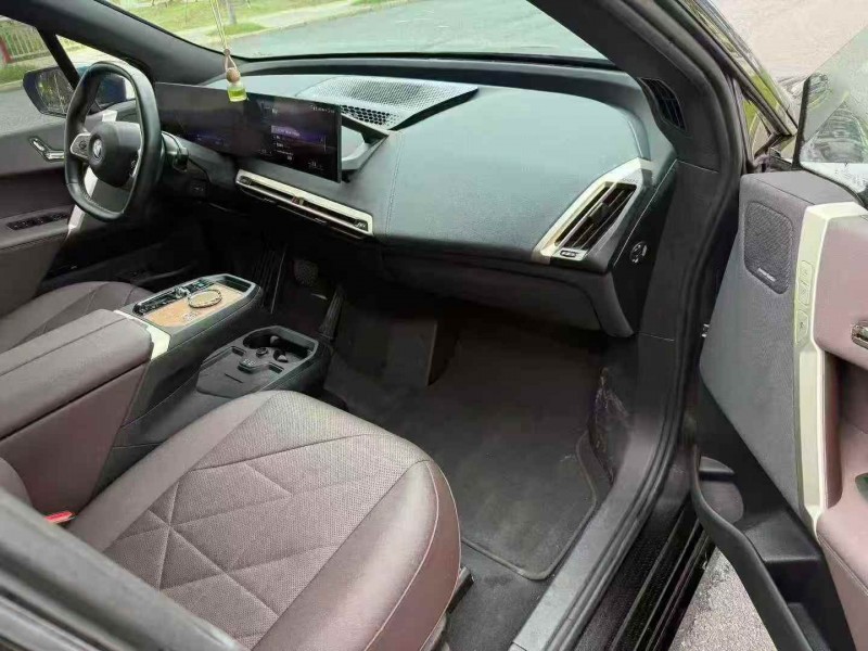 鄂州23年宝马IX34