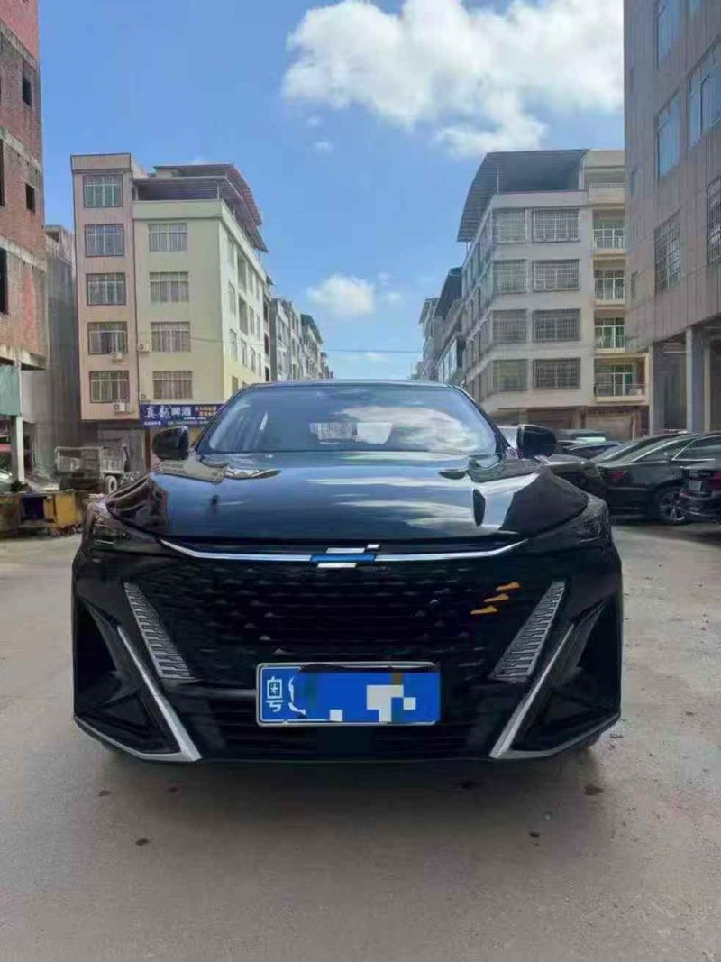 钦州23年长安汽车欧尚1