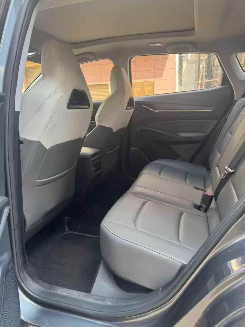 钦州23年长安汽车欧尚7