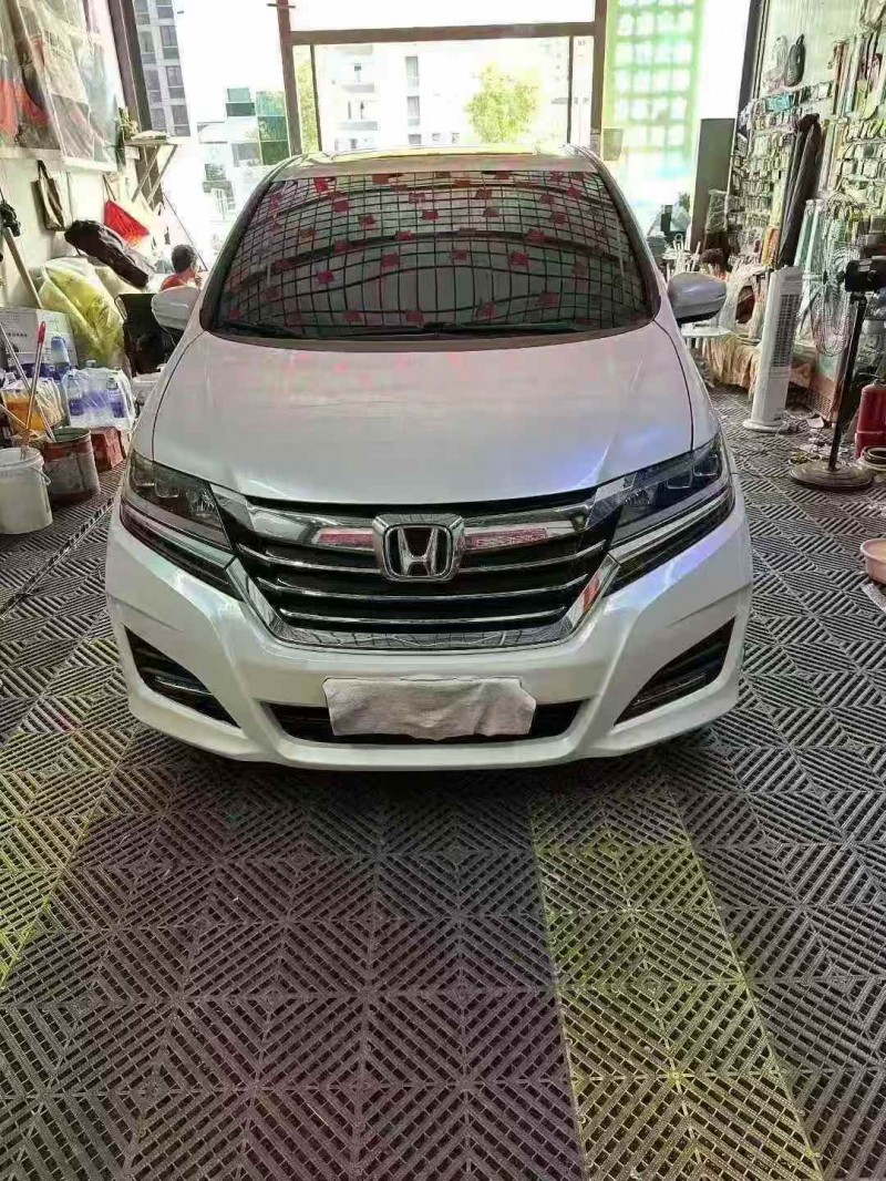 濮阳19年本田艾力绅1