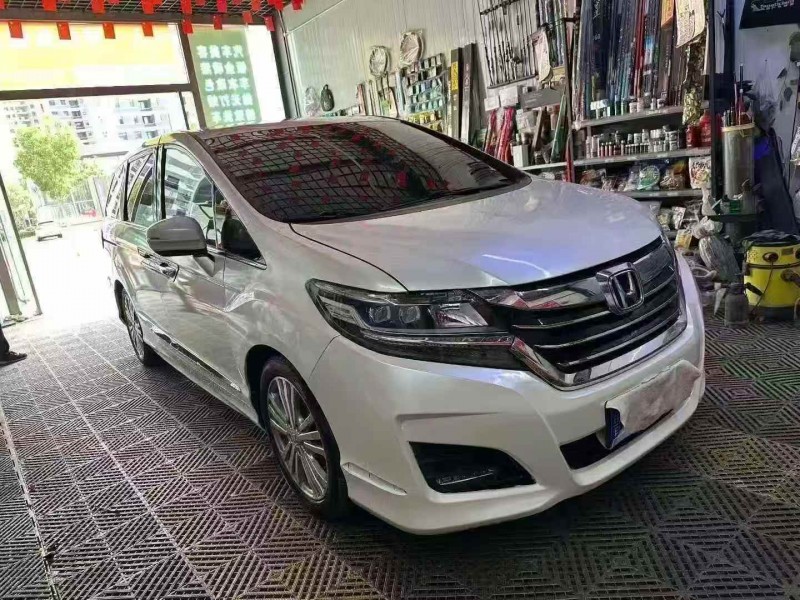 濮阳19年本田艾力绅2