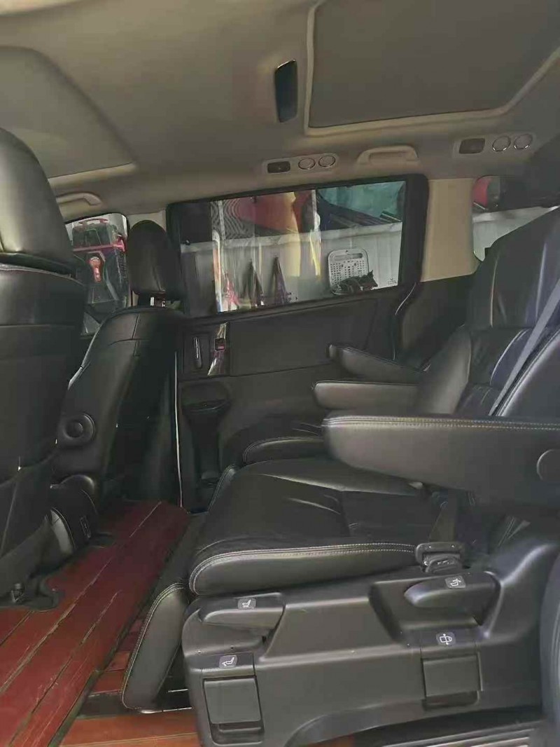 濮阳19年本田艾力绅5