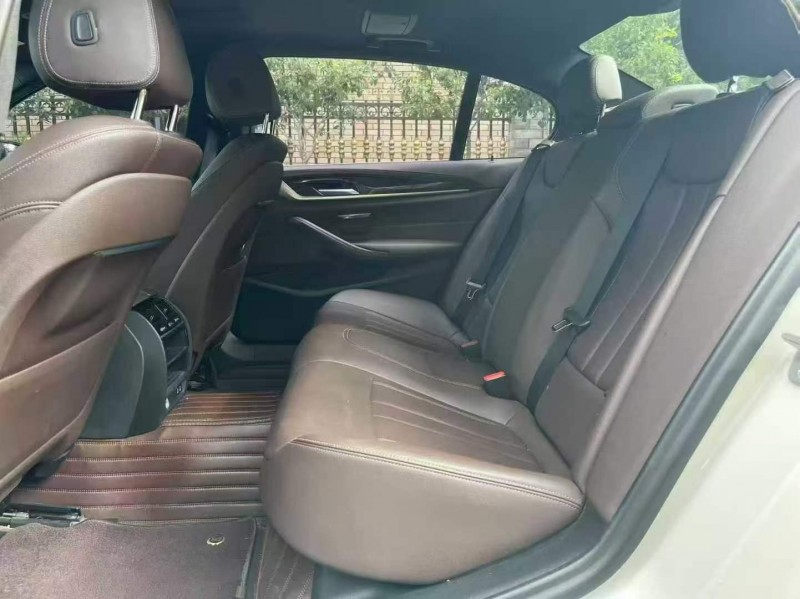 东莞20年宝马5系5