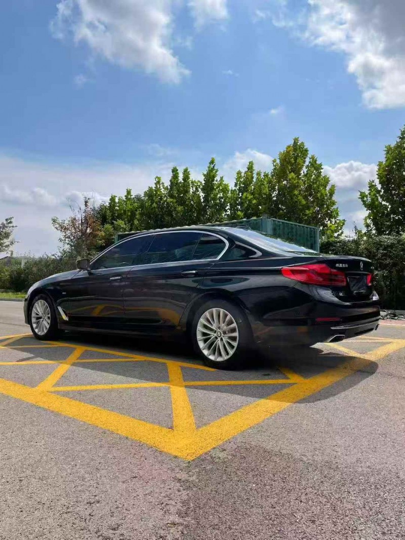 唐山18年宝马5系8