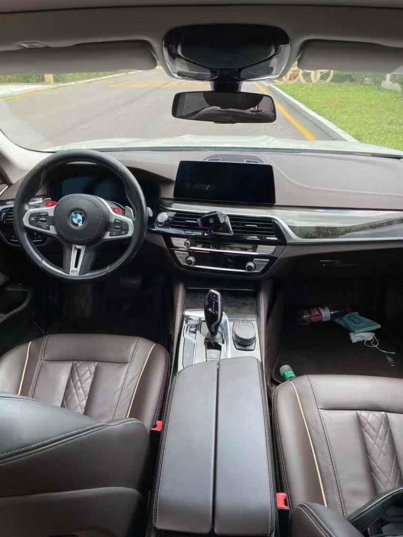 唐山19年宝马5系4